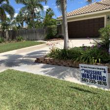 Driveway-and-Walkway-Cleaning-in-Boynton-Beach-FL 1