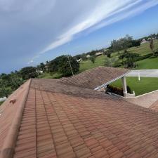 Roof-Cleaning-in-Boynton-Beach-FL 1